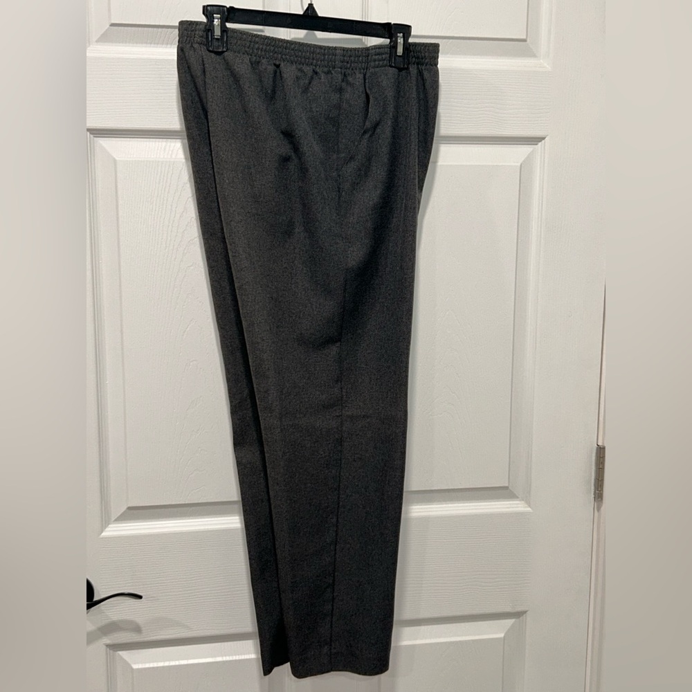 DonnKenny Petite Womens Size 16? Gray Elastic‎ Band Pull On Pants